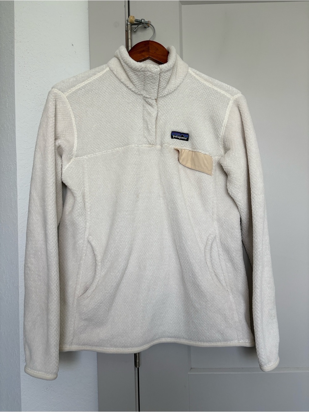 PATAGONIA RETOOL SNAP T PULLOVER FLEECE IVORY CREAM WOMENS LARGE